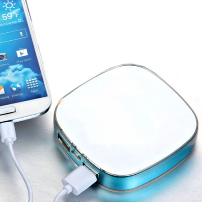 Dual Rechargeable Battery Charger With Power, Power Bank, singapore corporate gifts